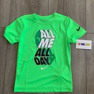 Nike boys graphic t shirt